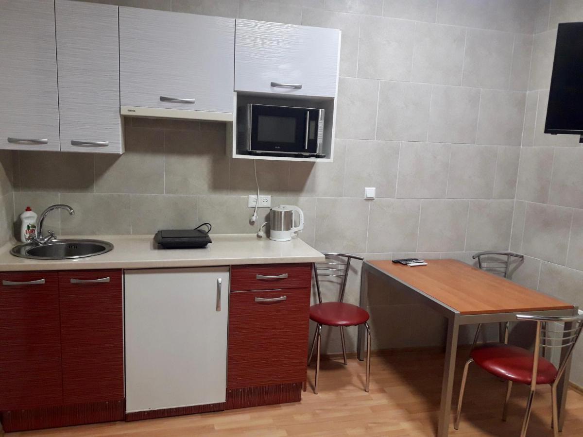 Smart Studio-Біля Вокзалу-Недалеко Від Центру-Городоцька 131 Lviv Bagian luar foto